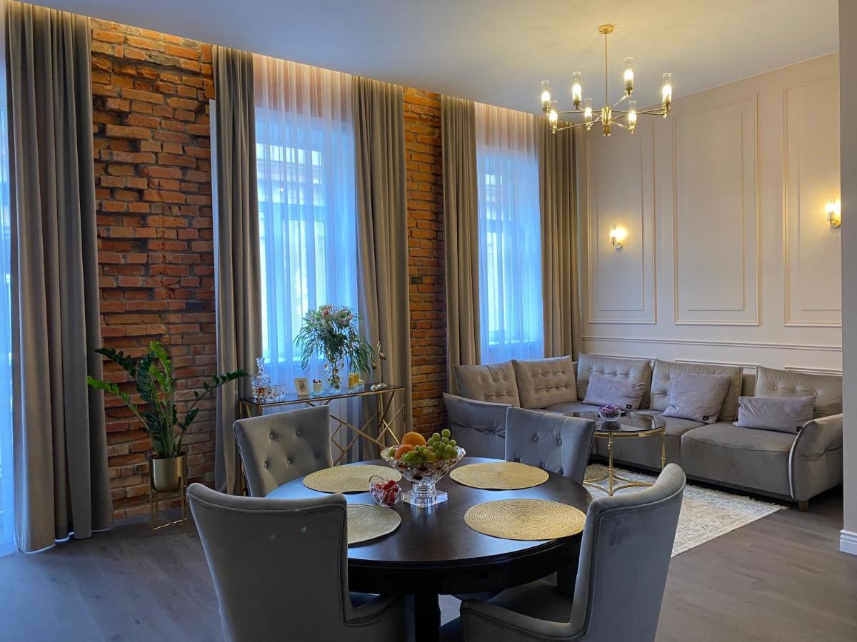 Old Town Apartment Каунас Экстерьер фото